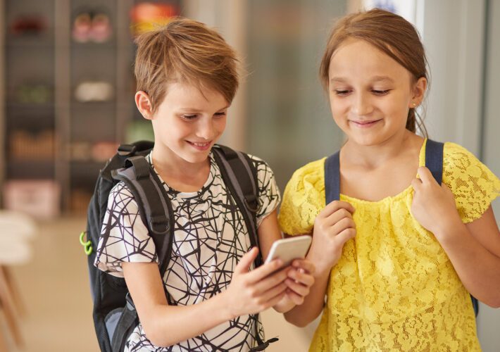 Proibição de celulares nas escolas avança, mas desafios permanecem 4 16022025 Proibicao de celulares nas escolas avanca mas desafios permanecem