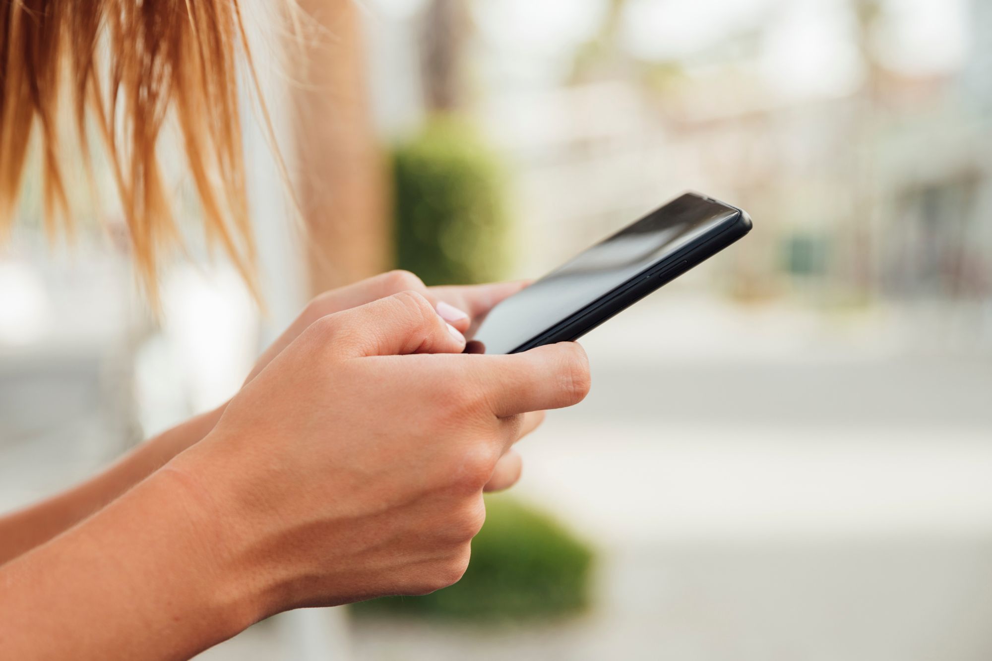WhatsApp deixará de funcionar em iPhones com iOS inferior a 15.1 a partir de maio 2 WhatsApp deixará de funcionar em iPhones com iOS inferior a 15.1 a partir de maio