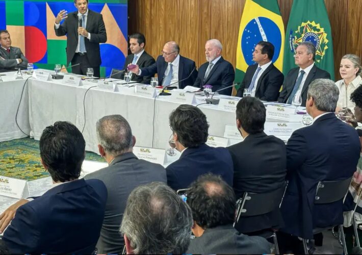 Lula apresenta Projeto de Isenção de IR para quem ganha até R$ 5 mil 3 Lula Apresenta Projeto de Isenção de IR para Quem Ganha até R$ 5 mil