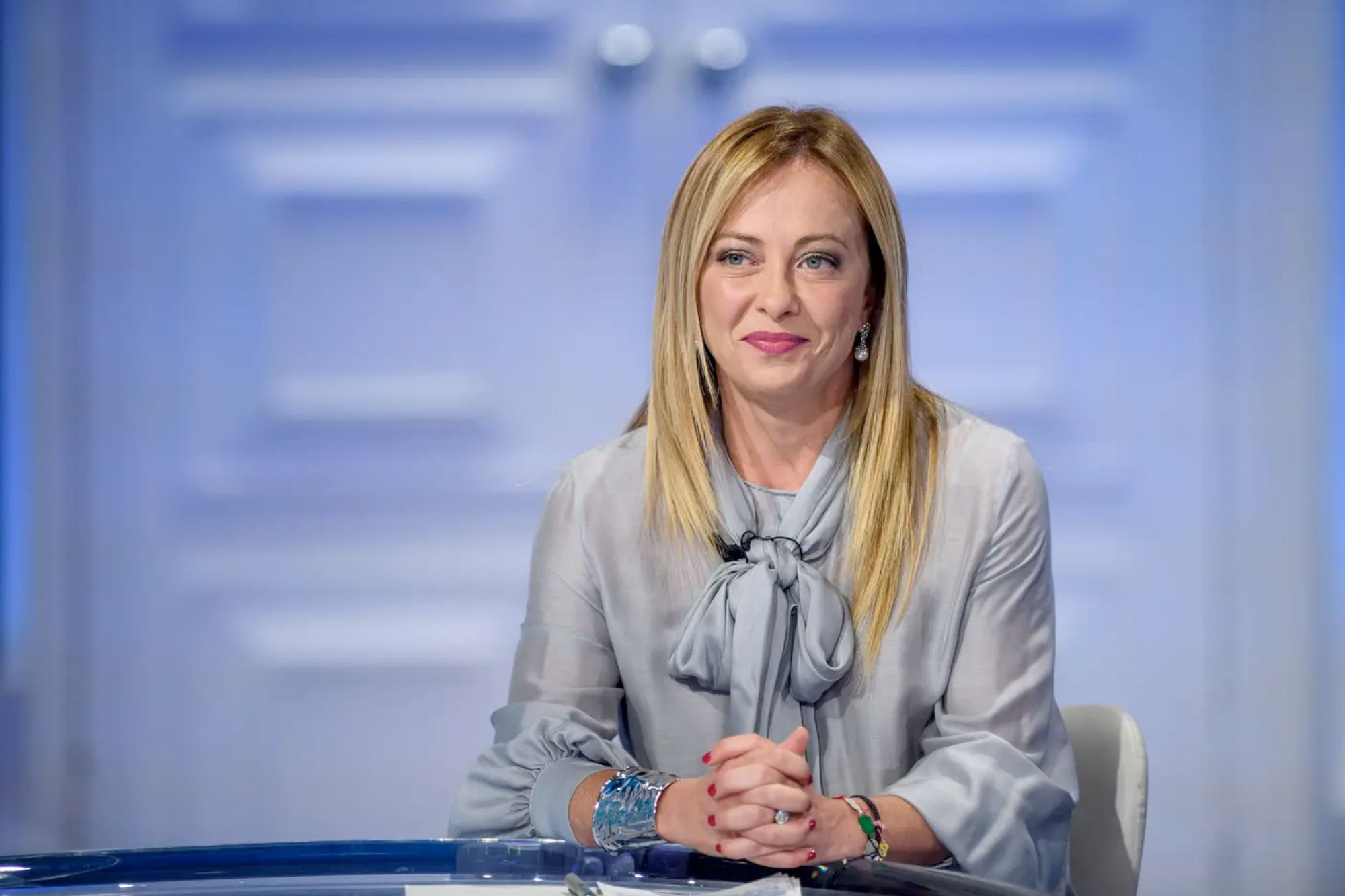 Primeira-ministra da Itália proíbe o uso de linguagem neutra nas escolas 2 Primeira-ministra da Itália proíbe o uso de linguagem neutra nas escolas