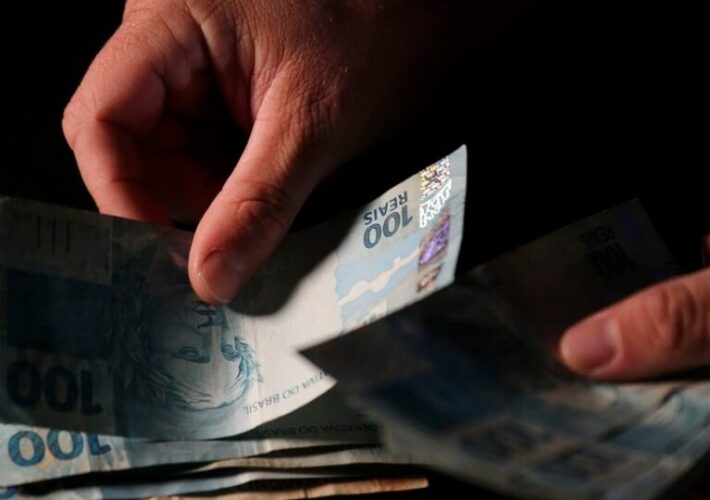 FMI prevê crescimento econômico do Brasil abaixo da média mundial 3 crescimento econômico Brasil, FMI, tarifas de Trump, contas públicas.