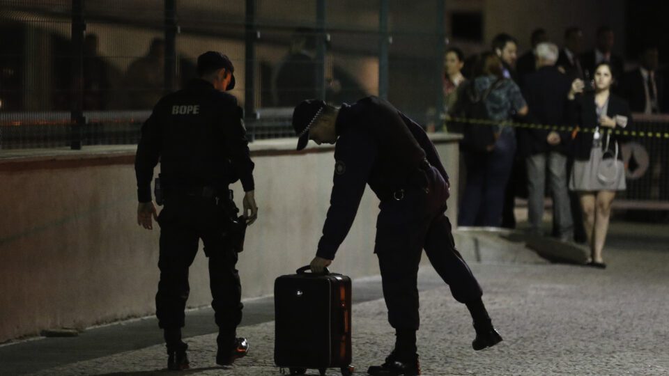 Senado aprova gratuidade de bagagem de bordo em voos 2 gratuidade de bagagem, bagagem de mão, setor aéreo, direitos dos passageiros.