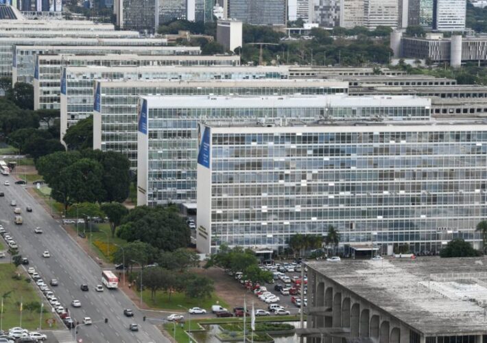 PEC da reforma administrativa é protocolada na Câmara 3 reforma administrativa, PEC da reforma administrativa, servidores públicos, mudanças propostas.