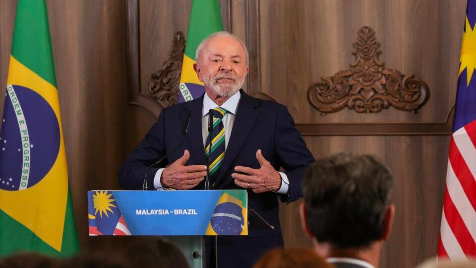 Lula admite erro ao anunciar reeleição na Indonésia 2 reeleição de Lula, candidatura, Lula, Política Brasileira.