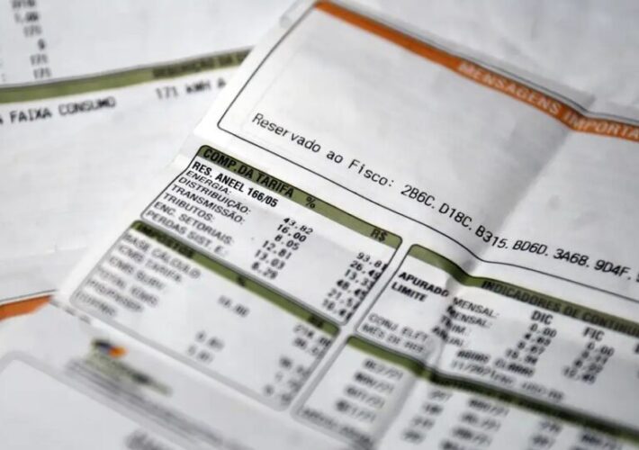 Aumento na conta de luz e alerta de desemprego pela IA 5 economia, conta de luz, desemprego, Inteligência Artificial.