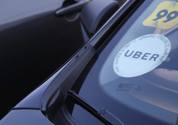 623 motoristas de Uber preferem autonomia a carteira assinada 5 motoristas de Uber, carteira assinada, autonomia, trabalho de aplicativo.