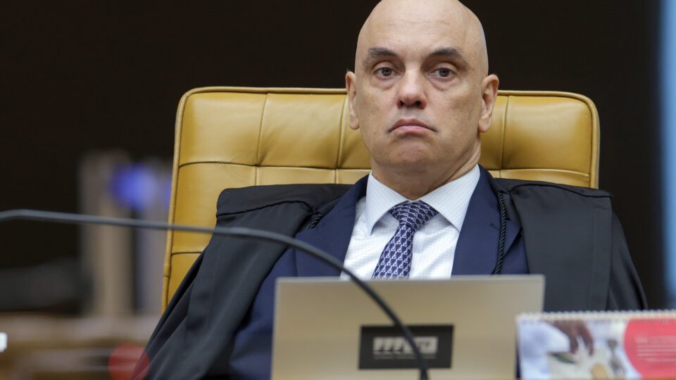 CFM diz a Moraes que não quis interferir em execução de Bolsonaro 2 CFM Moraes Bolsonaro