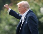 Trump ameça países alinhados ao BRICS com tarifa e investiga Brasil
