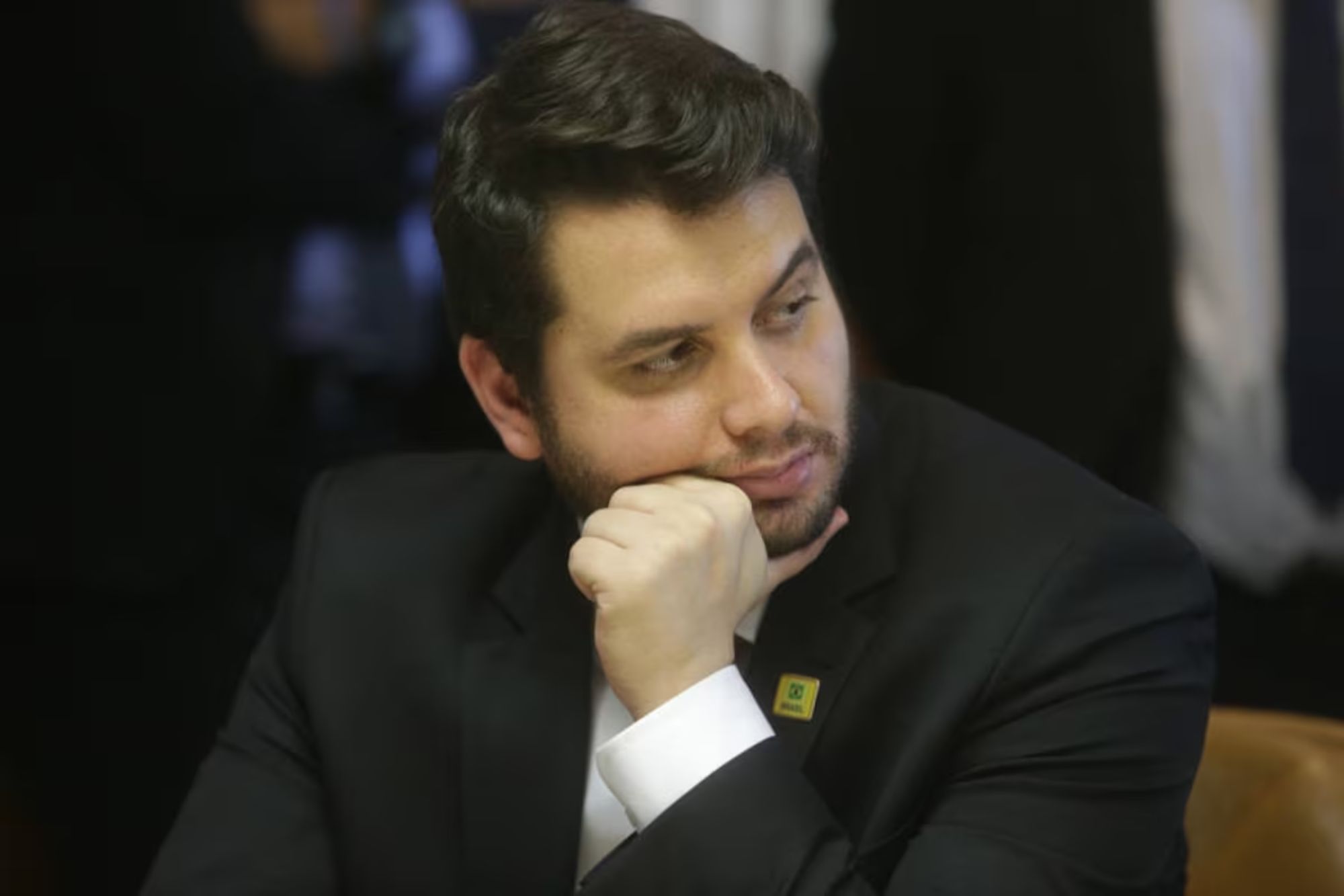 defesa de Filipe Martins desafia decisão de Moraes e busca apoio da OAB