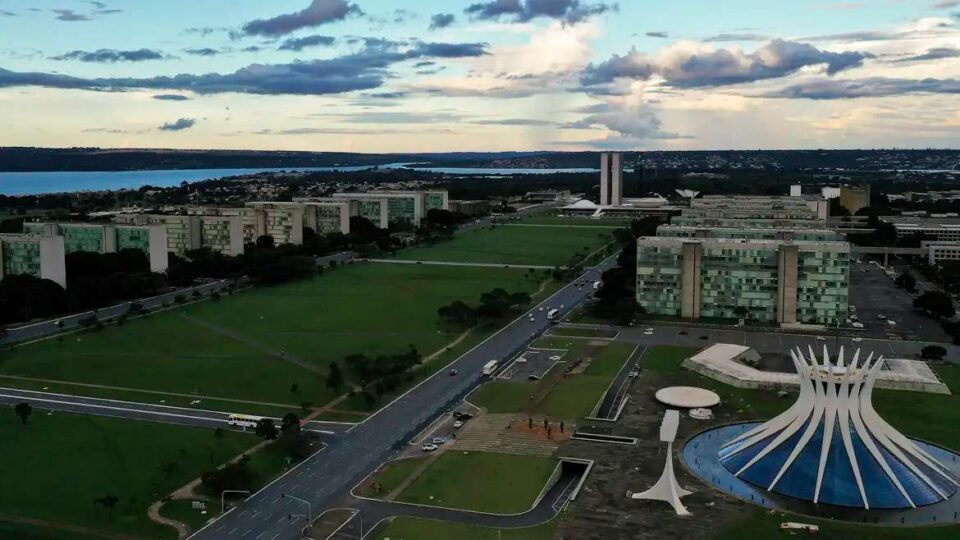 Ajuste no auxílio-alimentação supera inflação e valoriza servidores 2 auxílio-alimentação, reajuste auxílio, servidores federais, política de valorização.