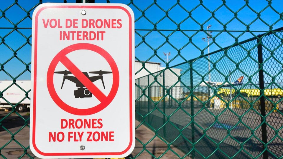 Reino Unido apoia defesa da Bélgica contra drones suspeitos da Rússia 2 defesa da Bélgica, incursões de drones, Reino Unido, Rússia.