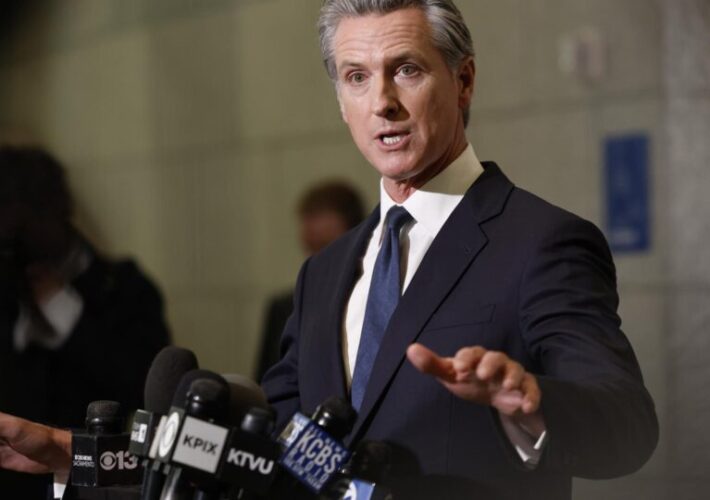 Gavin Newsom critica Trump por tarifas ao Brasil 4 Tarifas Trump Brasil, Gavin Newsom, relação Brasil EUA, comércio internacional.